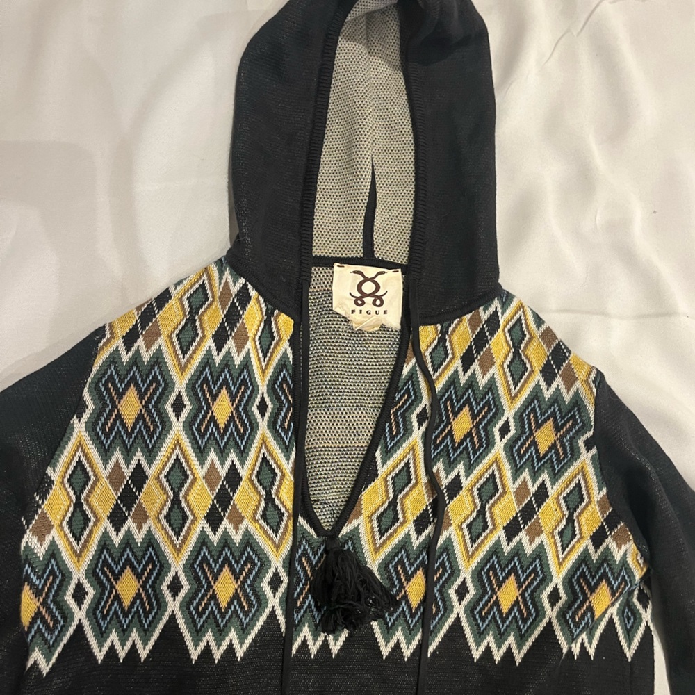 FIGUE- Sweatshirt, charcoal- multi color. Extremely soft